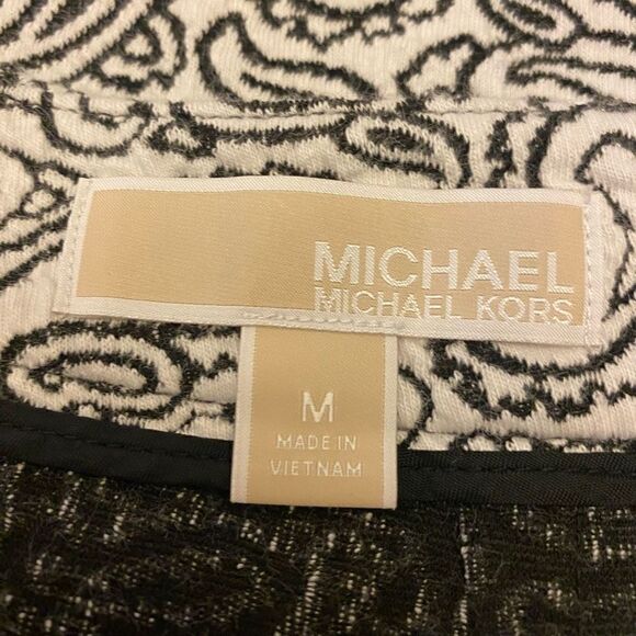 Michael Michael Kors White with Black Paisley Pencil Skirt Size Medium - Picture 8 of 10
